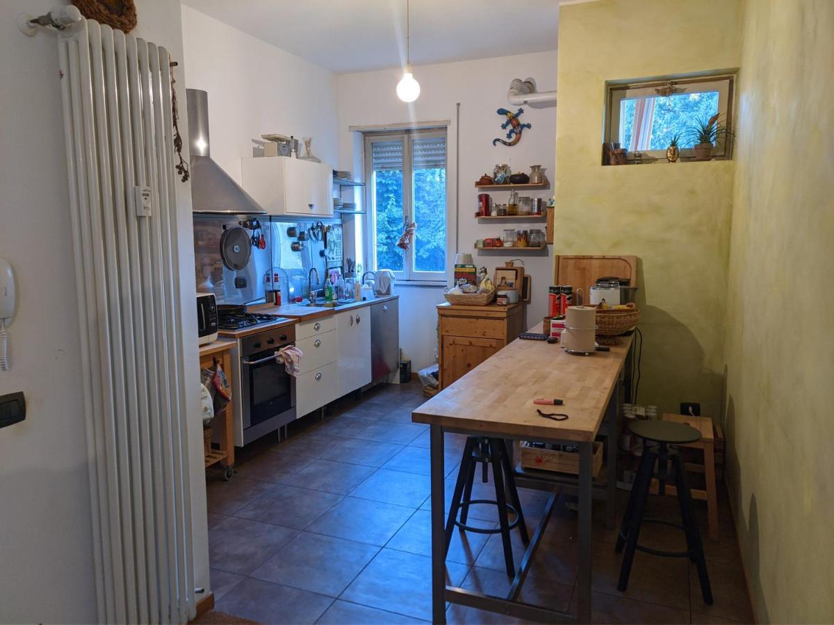 Room In A Quiet Part Of Bergamo Eksteriør billede